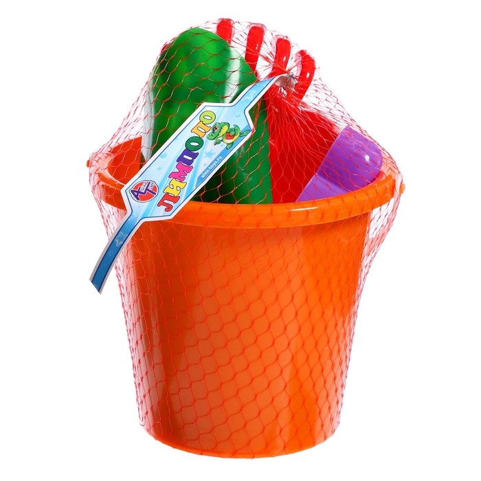 Набор для игры в песке №20: ведро большое, совок, грабли, 4 формочки Набор для игры в песке №20: ведро большое, совок, грабли, 4 формочки