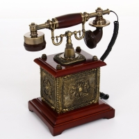 Ретро-телефон, 16.5 х 30 см Ретро-телефон, 16.5 х 30 см