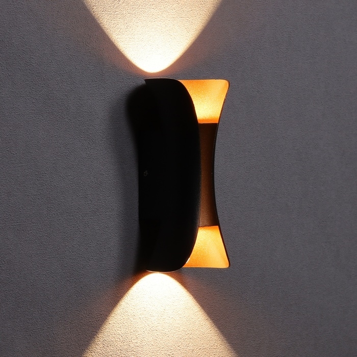 Светильник фасадный &laquo;Элегант&raquo;, FSD-090, 6 Вт, 3000К, IP65, 220 В, металл, черно-золотистый   1008543