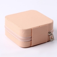 Набор для создания детской бижутерии в шкатулке «Розовые нежности» Набор для создания детской бижутерии в шкатулке «Розовые нежности»