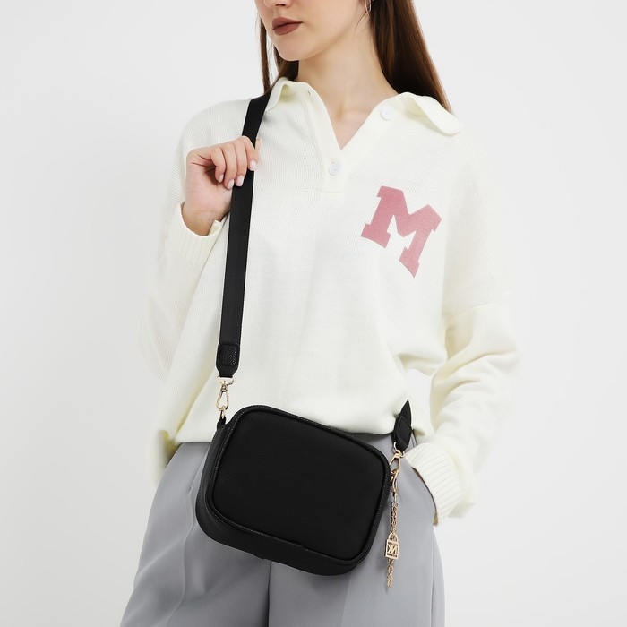 Сумка женская из искусственной кожи &laquo;чёрный&raquo;, 19х14х6 см.