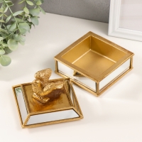 Шкатулка полистоун, зеркало "Золотая птичка" 10,5х10,5х10 см Шкатулка полистоун, зеркало "Золотая птичка" 10,5х10,5х10 см