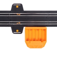 Автотрек &laquo;Турбо кросс&raquo;, с 4 машинами работает от сети, длина трека 8,38 м.