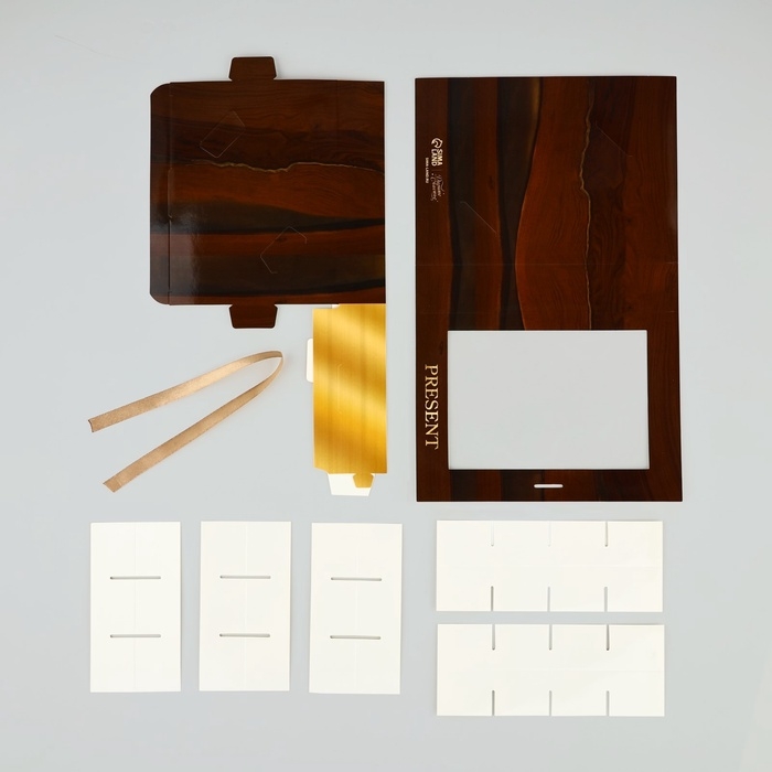 Коробка под 12 конфет с ячейками &laquo;Дерево&raquo; 18.5 х 13.5 х 3.5 см