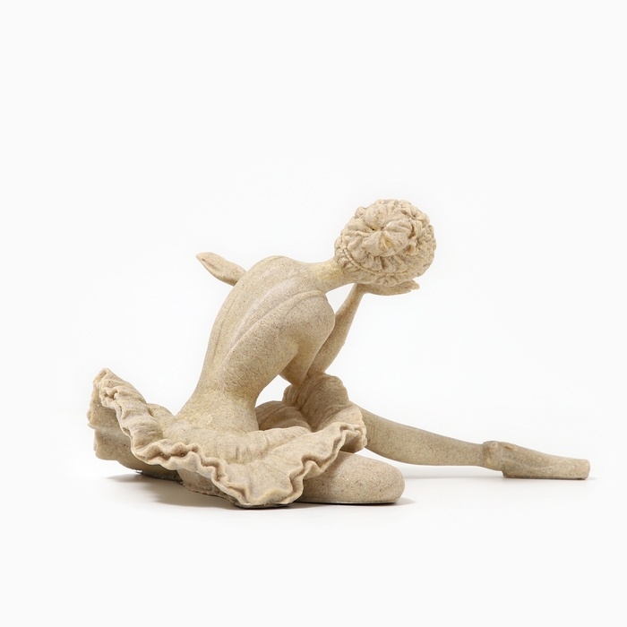 Статуэтка полистоун &laquo;Балерина&raquo; белый 33 х 18 х 18 см