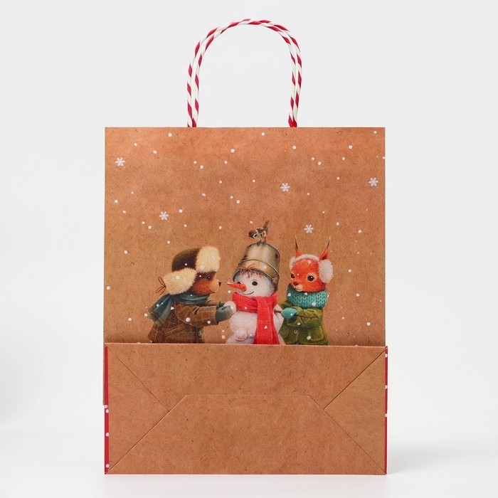 Новый год. Пакет бумажный подарочный новогодний крафт "Снеговик" 18 х 22,3 х 10 см.