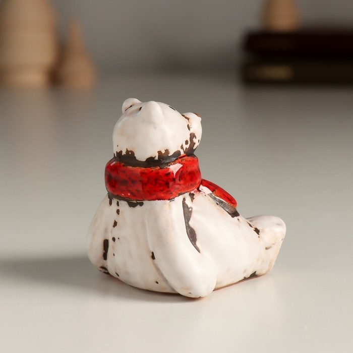 Сувенир керамика Сувенир керамика "Белый мишка в красном шарфике" 4,5х4,5х5 см