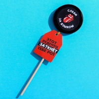 Леденец с печатью на палочке &laquo;Следи за языком&raquo;, вкус: кола, 25 г. (18+)