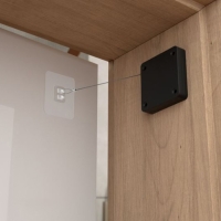 Доводчик дверной ТУНДРА, до 20 кг, цвет черный, натяжение 1200 гр, длина троса 100 см Доводчик дверной ТУНДРА, до 20 кг, цвет черный, натяжение 1200 гр, длина троса 100 см