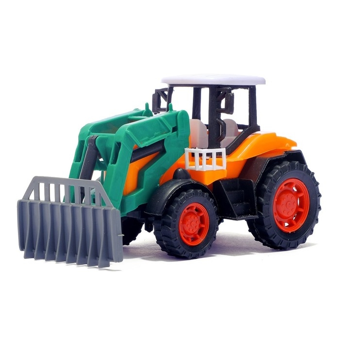 Трактор инерционный &laquo;Фермер&raquo;, с прицепом и животными, МИКС