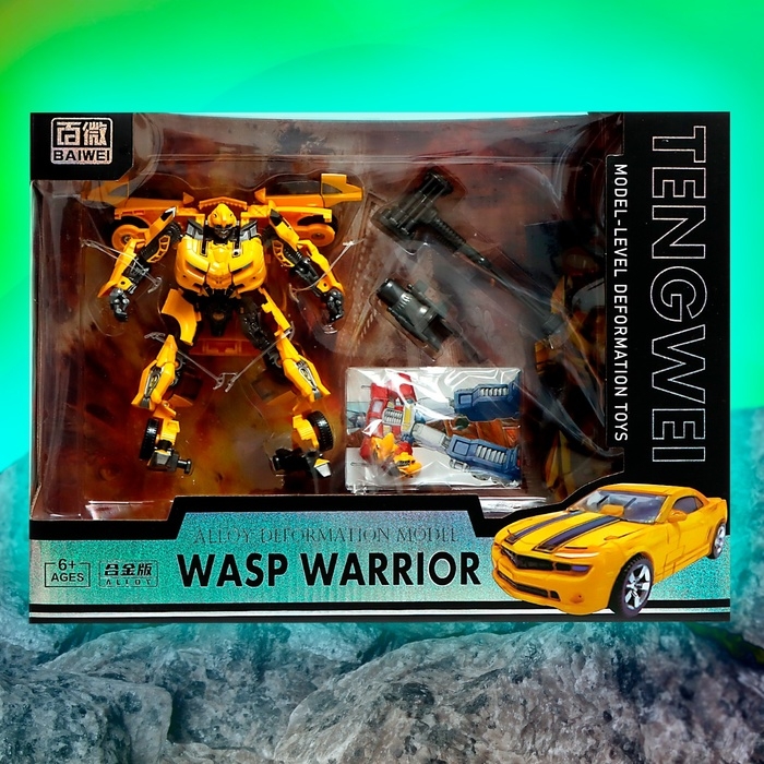 Робот &laquo;Воин&raquo;, трансформируется, с элементами из металла