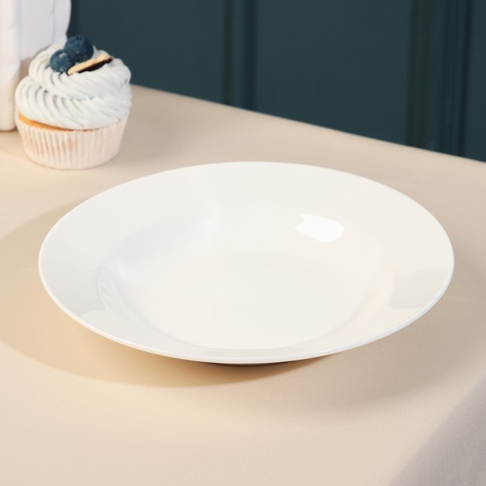 Тарелка фарфоровая глубокая City, d=20 см, 500 мл, белая Тарелка фарфоровая глубокая City, d=20 см, 500 мл, белая