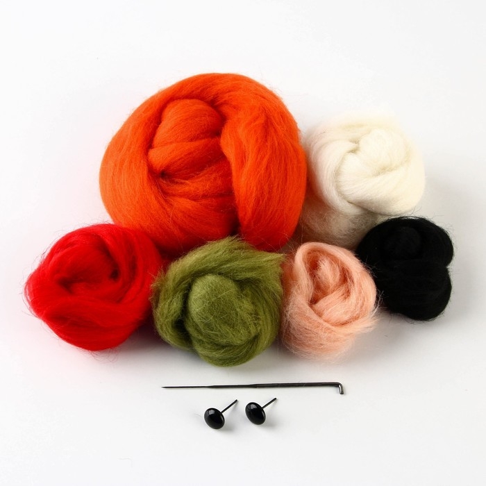 Новогодний набор для создания игрушки из шерсти «Новый год! Корги в шапочке» Новогодний набор для создания игрушки из шерсти «Новый год! Корги в шапочке»