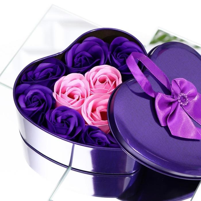 Мыльные розочки, фиолетовые и розовые, набор 11 шт. Мыльные розочки, фиолетовые и розовые, набор 11 шт.