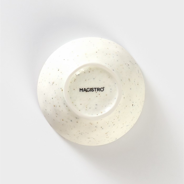 Соусник фарфоровый Magistro Poursephona, 90 мл, d=9,2 см, цвет бежевый Соусник фарфоровый Magistro Poursephona, 90 мл, d=9,2 см, цвет бежевый