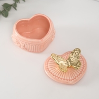 Шкатулка керамика "Бабочка прованс" розовая 8,5х9,3х8,5 см Шкатулка керамика "Бабочка прованс" розовая 8,5х9,3х8,5 см