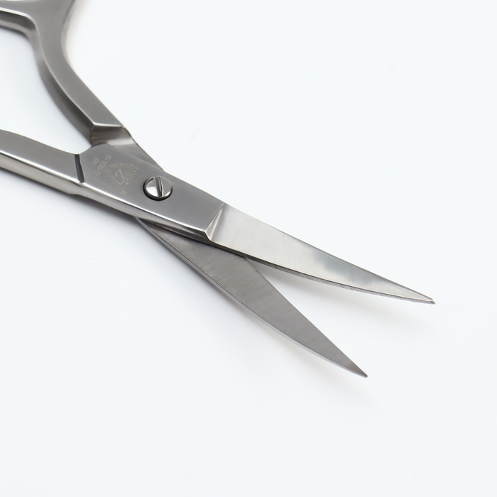 Ножницы маникюрные, загнутые, 9,5 см, на блистере, цвет серебристый, В-106-S-SH Ножницы маникюрные, загнутые, 9,5 см, на блистере, цвет серебристый, В-106-S-SH