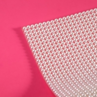 Жемчуг термоклеевой, 40 &times; 24 см, цвет белый