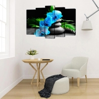 Картина модульная на подрамнике "Голубой цветок" 2-63*25, 2-71*25, 1-80*25; 125*80см Картина модульная на подрамнике "Голубой цветок" 2-63*25, 2-71*25, 1-80*25; 125*80см