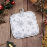 Прихватка Доляна Снежинки серебро 17*17 см, 100% п/э Прихватка Доляна Снежинки серебро 17*17 см, 100% п/э
