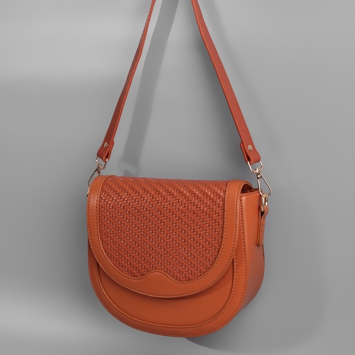 Ручка для сумки, с карабинами, 60 &plusmn; 1 см &times; 2 см, цвет светло-коричневый