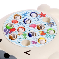 Рыбалка магнитная &laquo;Тюлень&raquo;, 12 рыбок, 2 удочки