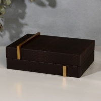 Шкатулка для украшений из кожзама, 23 х 16 х 7 см Шкатулка для украшений из кожзама, 23 х 16 х 7 см