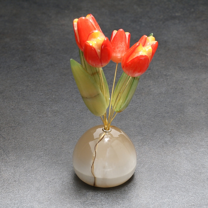 Сувенир "Тюльпаны в вазе" (5 цв.) круглая, селенит, малая (красные)