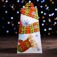 Подарочная коробка "Снеговик-почтовик", 14,3 х 12 х 21,4 см