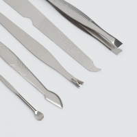 Набор маникюрный, 8 предметов, в футляре, цвет МИКС