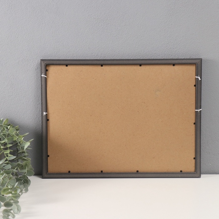 Фоторамка пластик на 3 фото 10х10, 9х13 см "Дом" с прищепками, черная 40х30х1,5 см