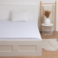 Простыня Этель Hotel 215х240± 3 см, страйп-сатин 3х3 Простыня Этель Hotel 215х240± 3 см, страйп-сатин 3х3