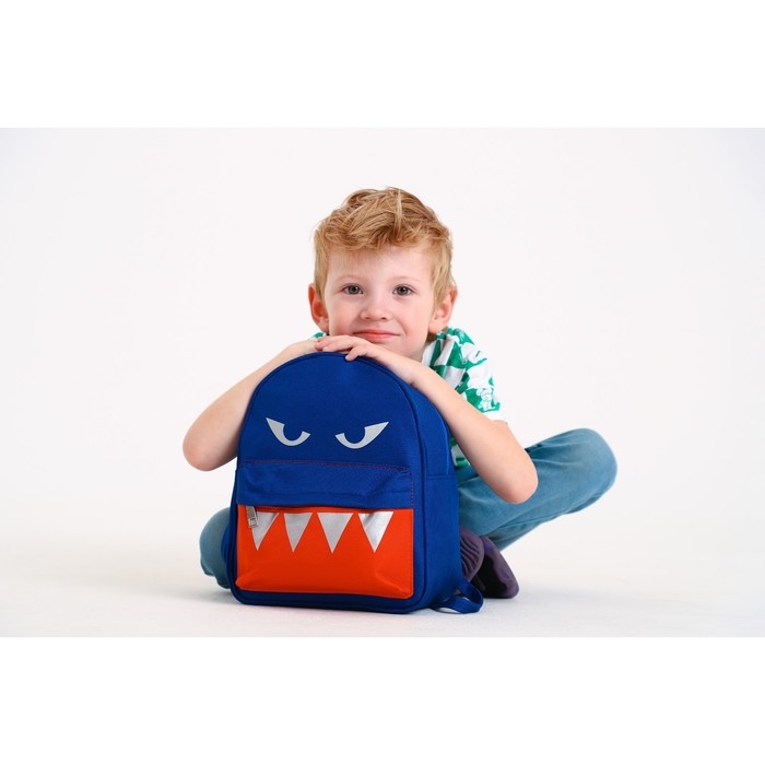 Рюкзак школьный текстильный c карманом «Акула», светоотр. элементы, 27х23 х 10 см Рюкзак школьный текстильный c карманом «Акула», светоотр. элементы, 27х23 х 10 см