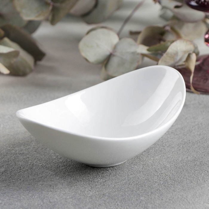 Салатник фарфоровый Wilmax Olivia, 13&times;9 см, цвет белый