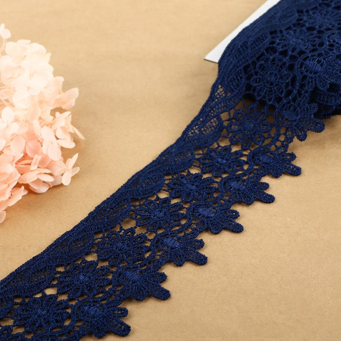 Кружево гипюровое, 65 мм &times; 6,8 &plusmn; 0,5 м, цвет тёмно-синий