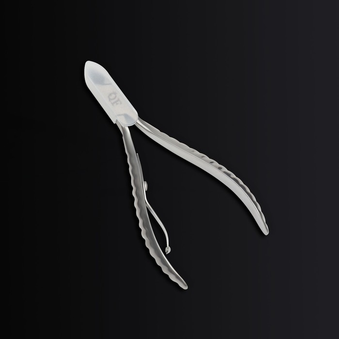 Кусачки маникюрные для кутикулы «Premium», 10,4 см, длина лезвия - 9 мм, цвет серебристый Кусачки маникюрные для кутикулы «Premium», 10,4 см, длина лезвия - 9 мм, цвет серебристый