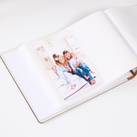 Фотоальбом на 50 фото 15х21 см "Цветы в винтажной вазе" дерево, в коробке 4х26х18,5 см