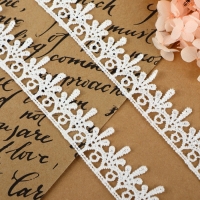 Кружево гипюровое, 20 мм &times; 14 &plusmn; 1 м, цвет белый