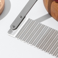 Нож для фигурной резки Доляна, 18×12 см, цвет серебристый Нож для фигурной резки Доляна, 18×12 см, цвет серебристый