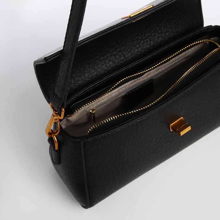 Сумка женская мессенджер на клапане TEXTURA, средний размер, цвет чёрный Сумка женская мессенджер на клапане TEXTURA, средний размер, цвет чёрный