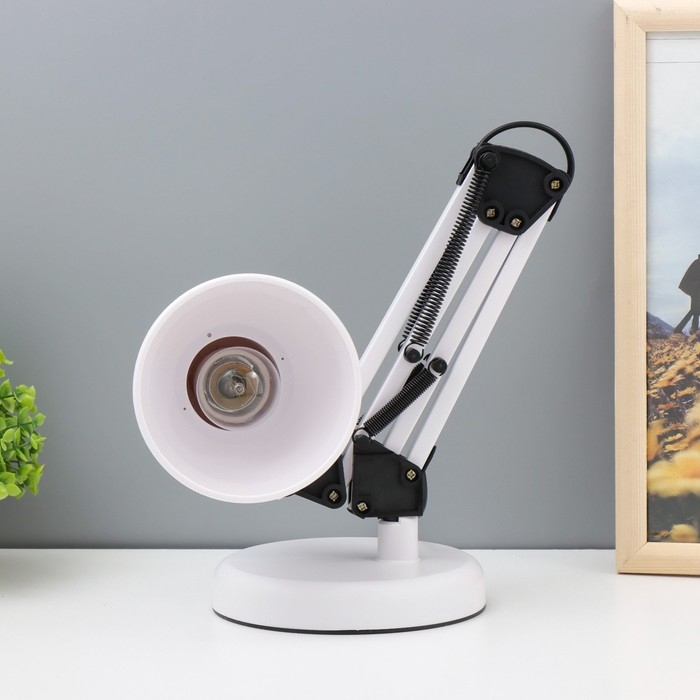 Настольная лампа Настольная лампа "Юника" Е27 40Вт белый 14,5х14,5х53 см RISALUX