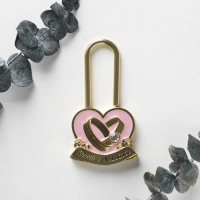 Замок свадебный &laquo;Совет да любовь&raquo;.