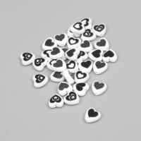 Бусины для творчества пластик "Нарисованное сердце" бело-черное набор 30 шт 0,8х0,4 см