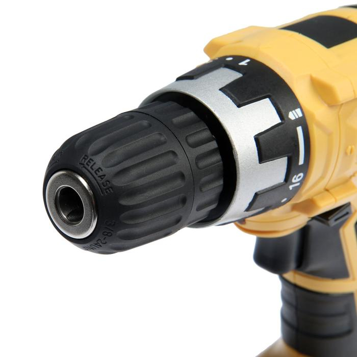 Шуруповерт ТУНДРА, патрон БЗ до 10 мм, подсветка, Ni-Cd 800 mAh 12V, 550 об/мин, 10 Н*м Шуруповерт ТУНДРА, патрон БЗ до 10 мм, подсветка, Ni-Cd 800 mAh 12V, 550 об/мин, 10 Н*м