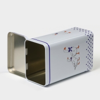 Банка для сыпучих продуктов «Гуси», 2,7 л, 13,5 х 9,5 х 21,5 см, жесть, цвет белый в горох Банка для сыпучих продуктов «Гуси», 2,7 л, 13,5 х 9,5 х 21,5 см, жесть, цвет белый в горох