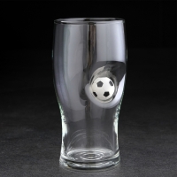 Бокал "Непробиваемый", с футбольным мячом, для пива , 500 мл Бокал "Непробиваемый", с футбольным мячом, для пива , 500 мл