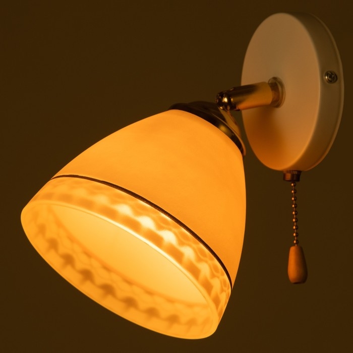 Бра 2729/1 E27 40Вт бело-золотой Бра 2729/1 E27 40Вт бело-золотой