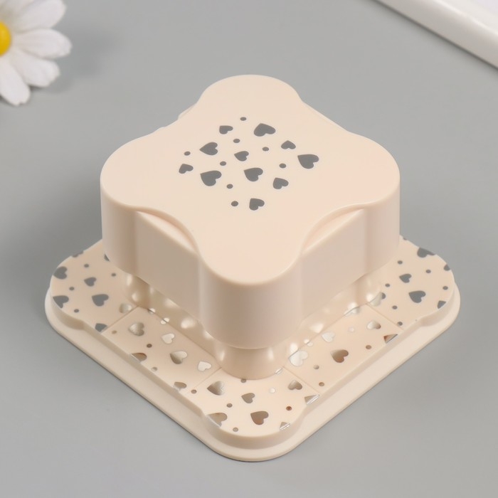 Дырокол фигурный рисунок 3,8х3,8 см Дырокол фигурный рисунок 3,8х3,8 см "Россыпь сердец" 6.1х6,1х4,1 см