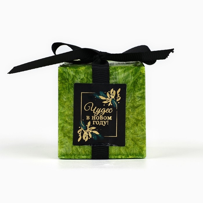 Свеча интерьерная новогодняя &laquo;Чудес&raquo; на Новый год, зеленая, 5 х 5 см