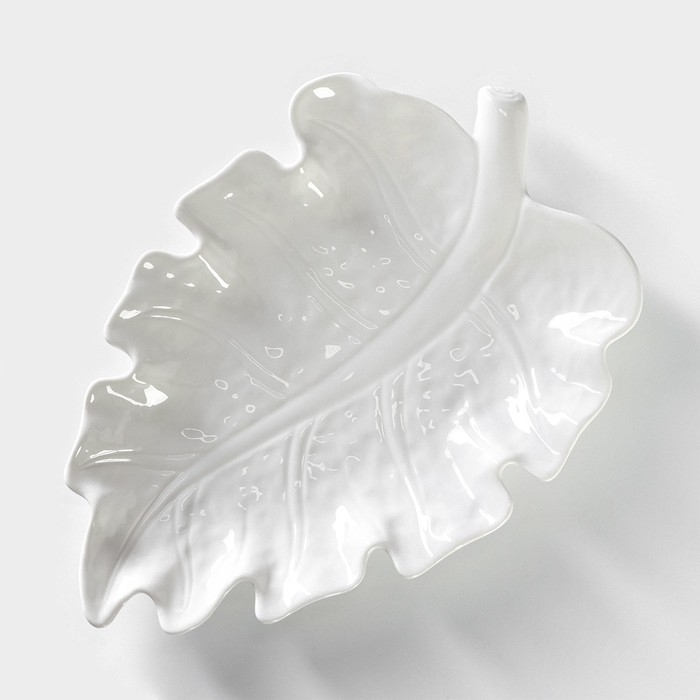 Блюдо керамическое &laquo;Лист&raquo;, 30&times;20 см